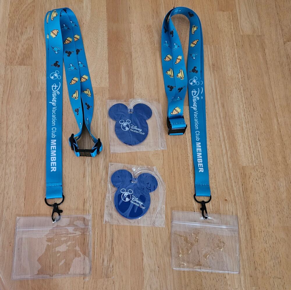 Disney Vacation Club Set of 2 Snack Print Lanyard ID holder + Luggage Tags NWOT